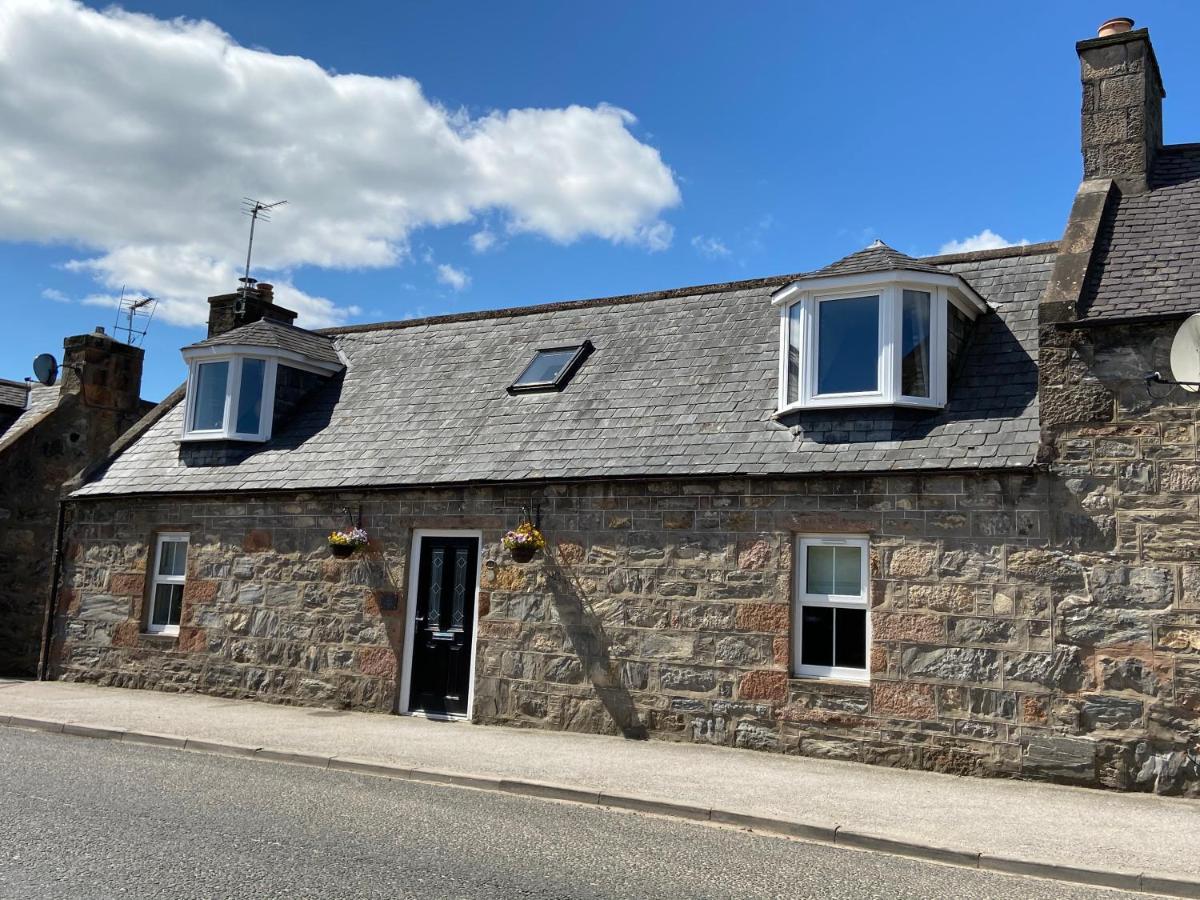 Islas Cottage, A Home In The Heart Of Speyside Dufftown Εξωτερικό φωτογραφία